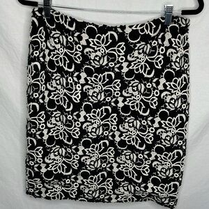NWT Talbots Pencil Skirt Sz 12 Petite Black White Embroidered Floral Overlay Zip